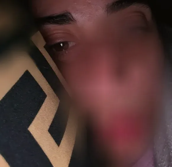 Ela, 29