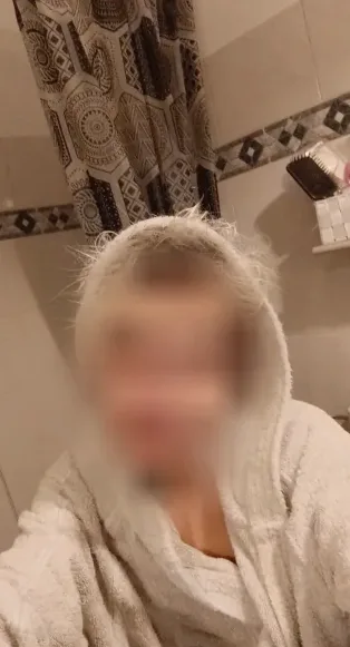 Nicole, 38