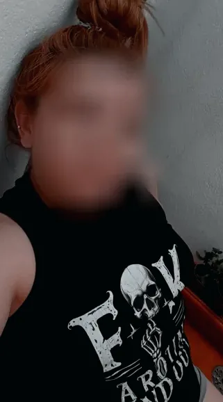 Nicole, 35