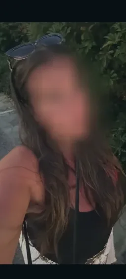 Pauline, 31