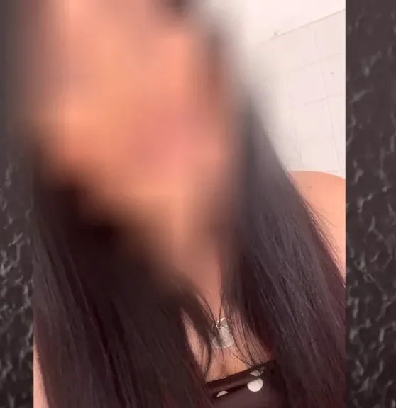 Pia, 29